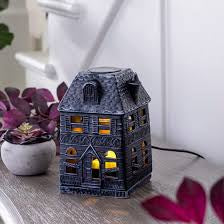 Haunted mansion canopy illumination warmer